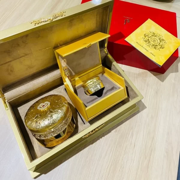 The History of Whoo Cheongidan Hwa Hyun Royal Privilege Cream - Image 4