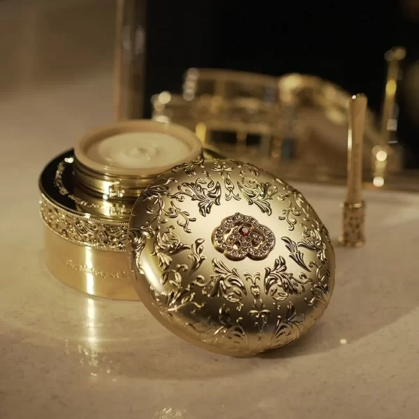The History of Whoo Cheongidan Hwa Hyun Royal Privilege Cream - Image 6